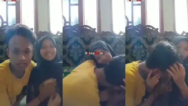 Bokep Indo pasangan ABG Hijab Mesum di Ruang Tamu