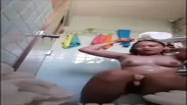Dokumentasi Gadis Cantik Live Kasur Mandi