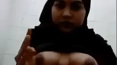 Dokumentasi Gadis Cantik Part 3 Live Kasur Bareng Pacar