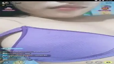 Gadis Cantik Pasrah Goyang Kasur Usai Jogging