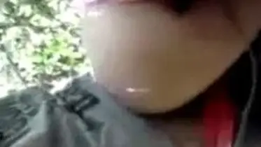 Gadis Semok Cantik Pasrah Posisi Miring Kasur
