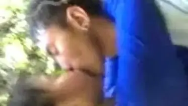 Jalan Jalan Ke Hutan Sama Cewek Ciwaru