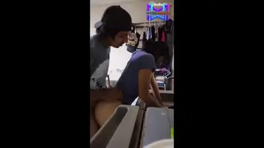 Kejutaan Mesra Suami Untuk Istri Di Dapur