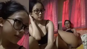 Miss Yeuwuy Si Kacamata tobrut remas toket