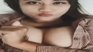 Pulang Kantor Tiduran Santai