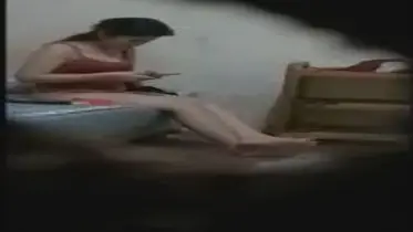 Rekaman Tersembunyi Keintiman Tetangga Sebelah