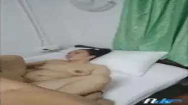 Tante Cantik Pasrah Digenjot Om Kontrakan