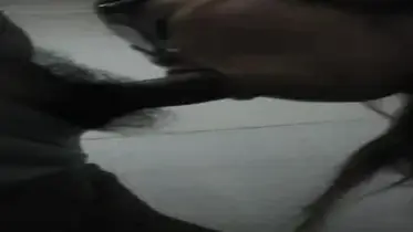 Tante Kacamata Cantik Pasrah Servis Kasur