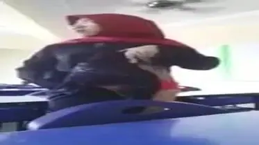 Ukhti Hijab Merah Kacamata Cantik Live Kasur